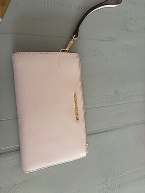 Michael Kors Pale Pink Wristlet Clutch with Gold Hardware